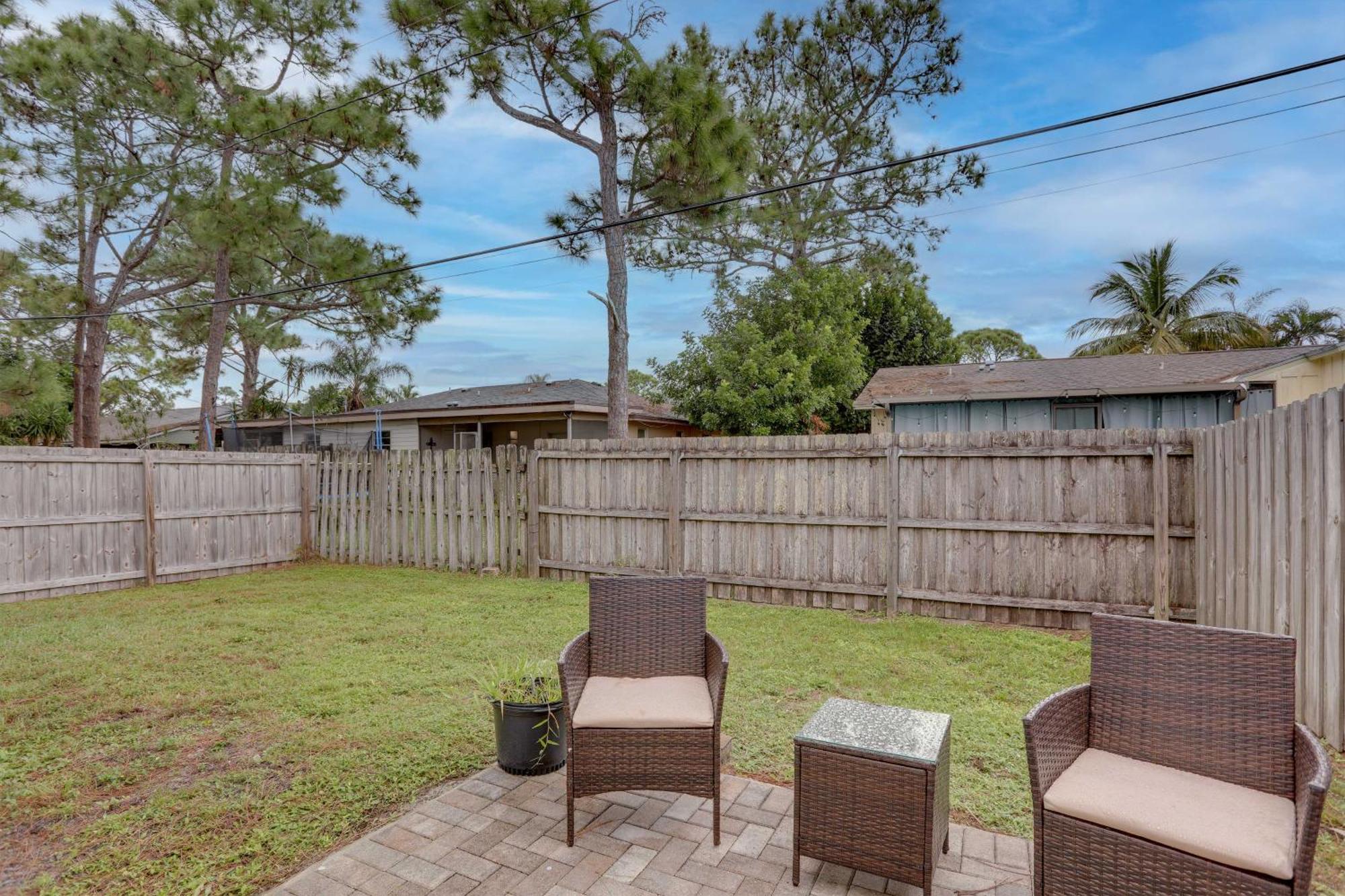 Jupiter Townhome With Patio And Yard About 6 Mi To Beach! Экстерьер фото